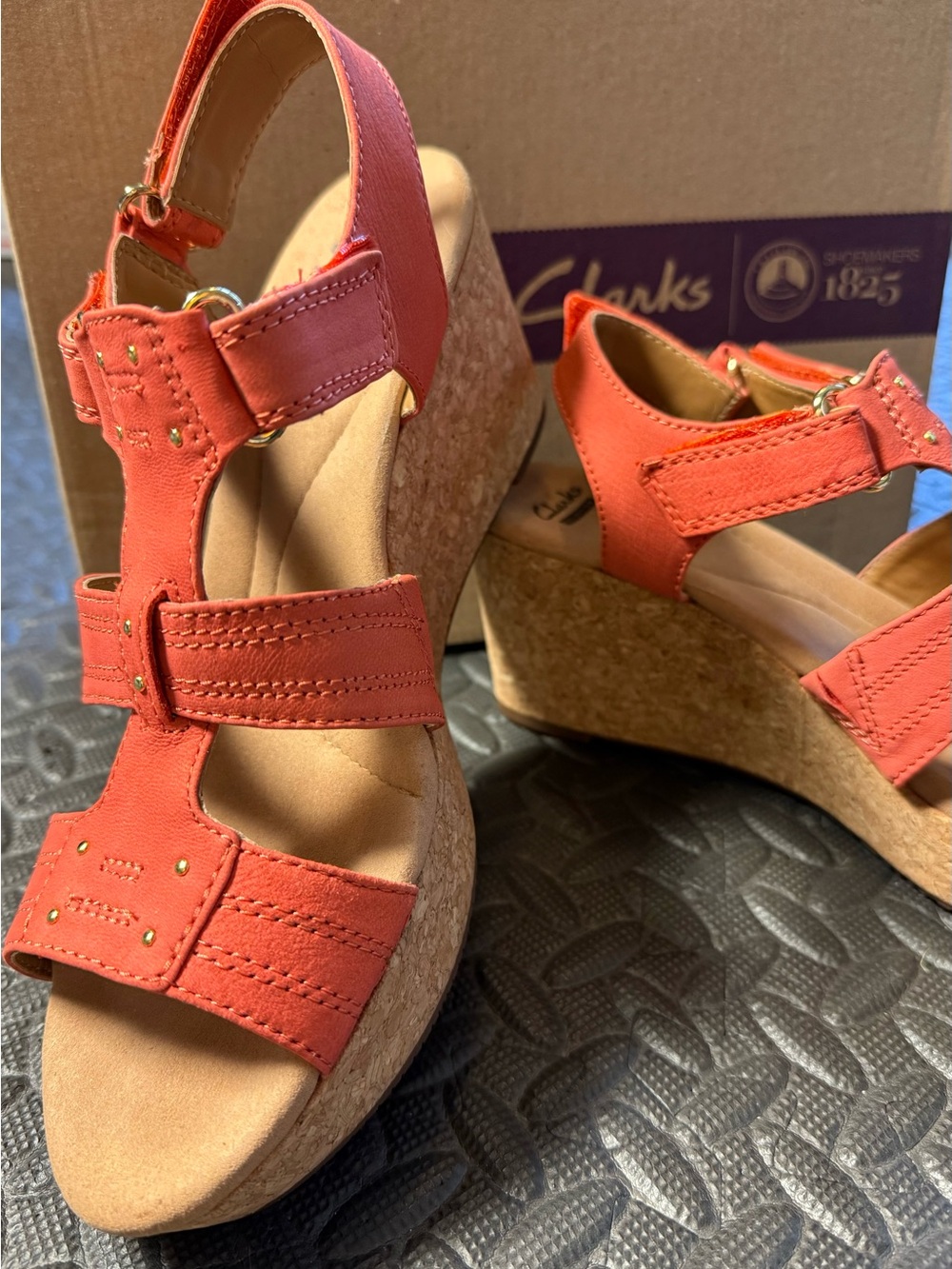 Clarks Annadel Orchid Orange/Coral Suede Wedge Sandals Size 10